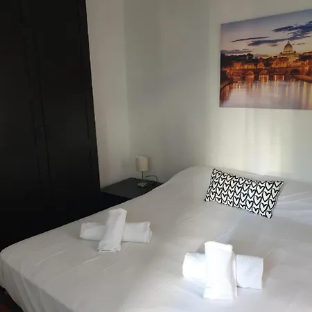 Vatican 9-11 Apartment Rom