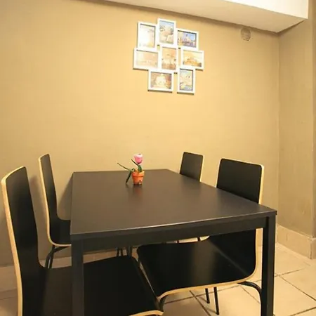 Apartment Vatican 9-11