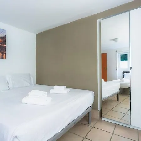 Apartment Vatican 9-11 *